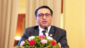 संसद्मा दर्ता भएको आर्थिक विधेयकमा करका दर हेरफेर गरिएको विषयलाई लिएर अर्थमन्त्री डा. स्वर्णिम वाग्लेमाथि उठेको राजनीतिक विवाद झल्काउने सांकेतिक तस्वीर।