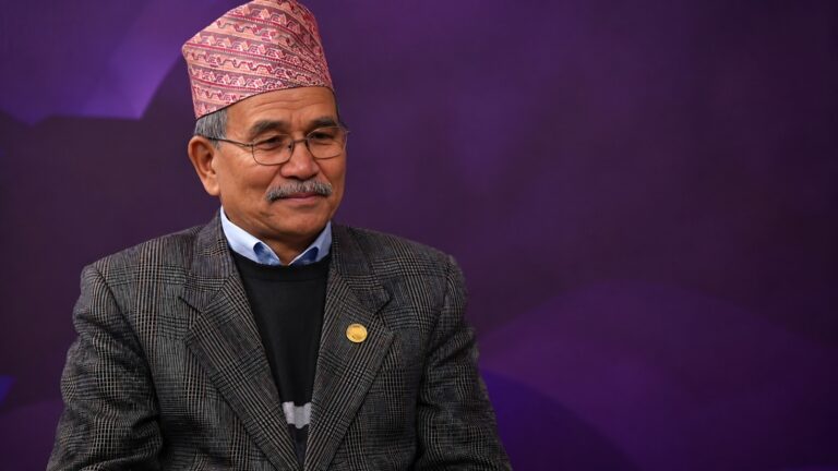 ललितपुर घरमै स्वास्थ्य सेवा: साउनदेखि ११३१ मा फोन गर्दा स्वास्थ्यकर्मीसहित एम्बुलेन्स